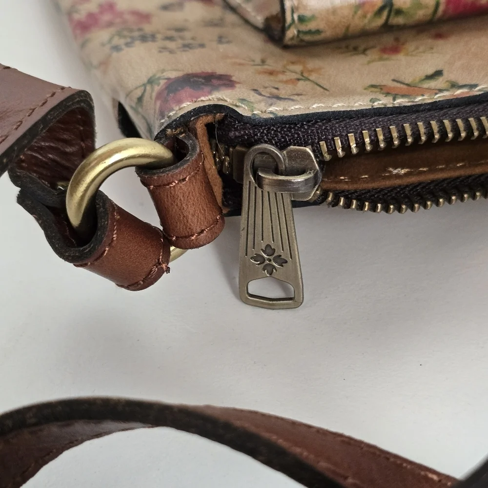 Patricia Nash Leather Avellino Floral Medium Front Pocket Crossbody - Picture 9 of 16